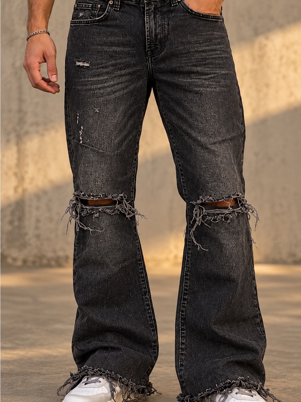 7 For All Mankind Men’s Black Distressed Bootcut Flare Jeans Size 27x29